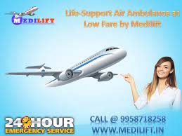 Book-Air-Ambulance-Service-in-Kolkata-With-Expert-MD-Doctor-via-Medilift.jpg