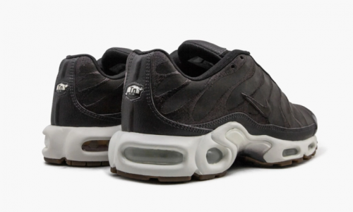 Discontinued-Nikes---ezytuned.cocf3a458d53fada91.png