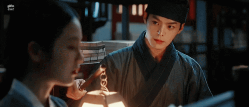 EP04---The-Secret-Romantic-Guesthouse-8.gif