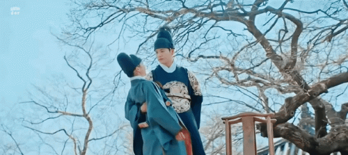 EP07---Our-Blooming-Youth-5.gif