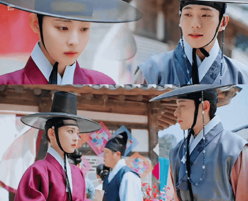 EP12---Our-Blooming-Youth-4.gif