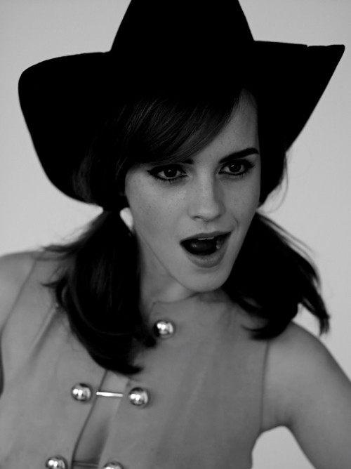 Emma-Watson-Sexy-TheFappening.pro-7.jpg