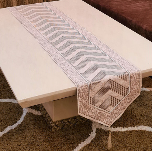 Groki_Table-Runner_65_2.jpg