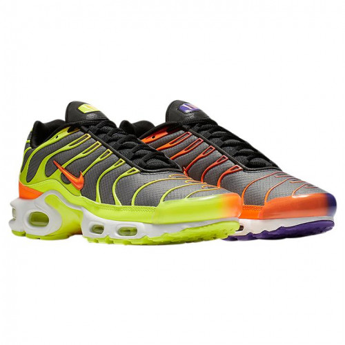 Nike-air-max-plus.jpg