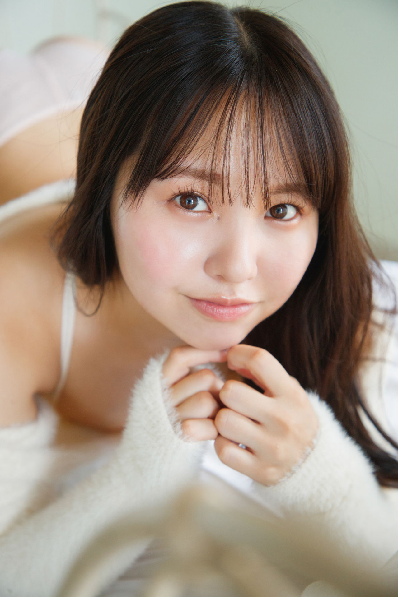 혼고 유즈하(本郷柚巴, ほんごう ゆずは) - 프라이데이 디지털 포토북 사진집 2023