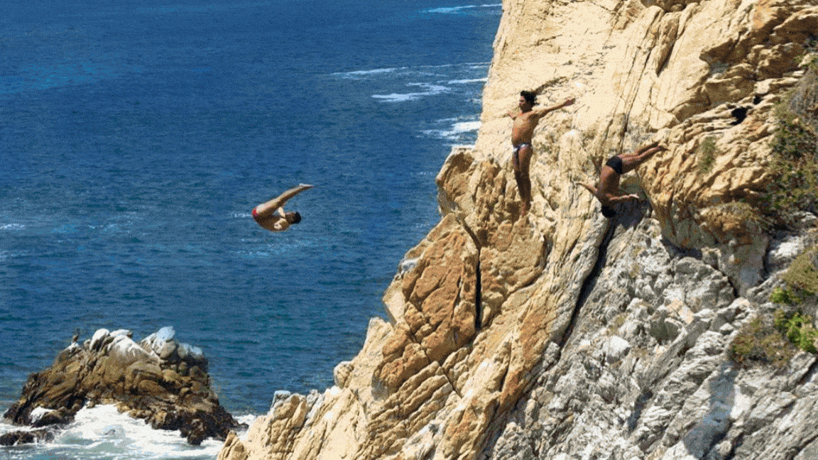 Enjoy Cliff Dive Acapulco 