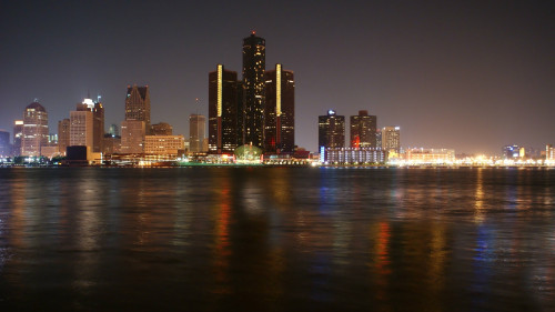 wallpapersden.com_detroit-skyscrapers-night_2560x1440.jpg