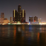 wallpapersden.com_detroit-skyscrapers-night_2560x1440